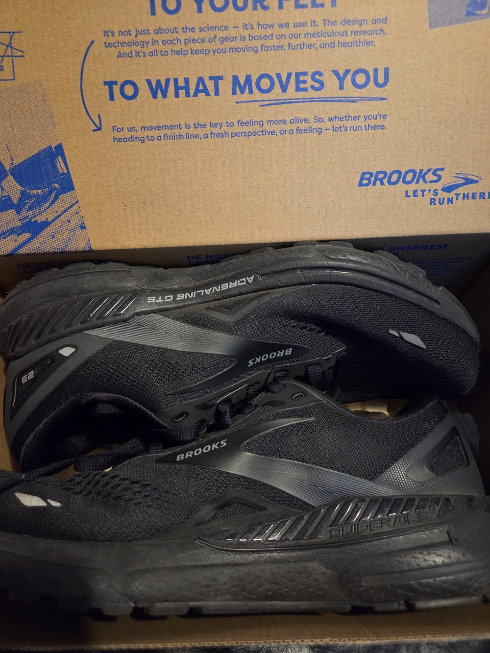 Brooks Adrenaline GTS Black Running Shoes